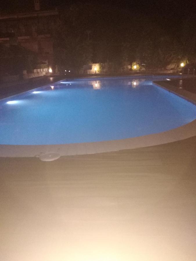 La Luna House Pefkochori Bagian luar foto