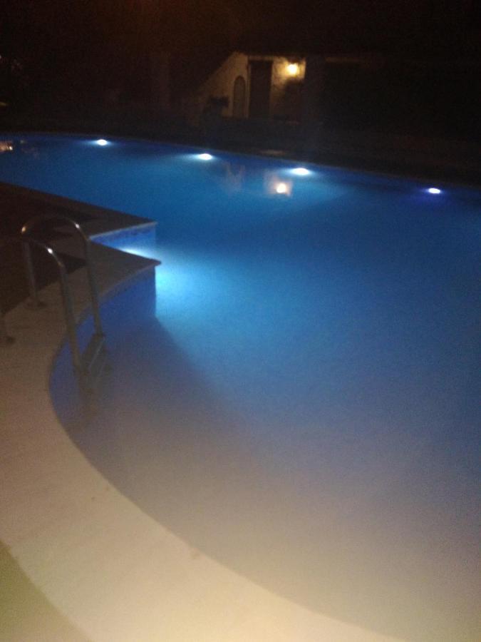 La Luna House Pefkochori Bagian luar foto